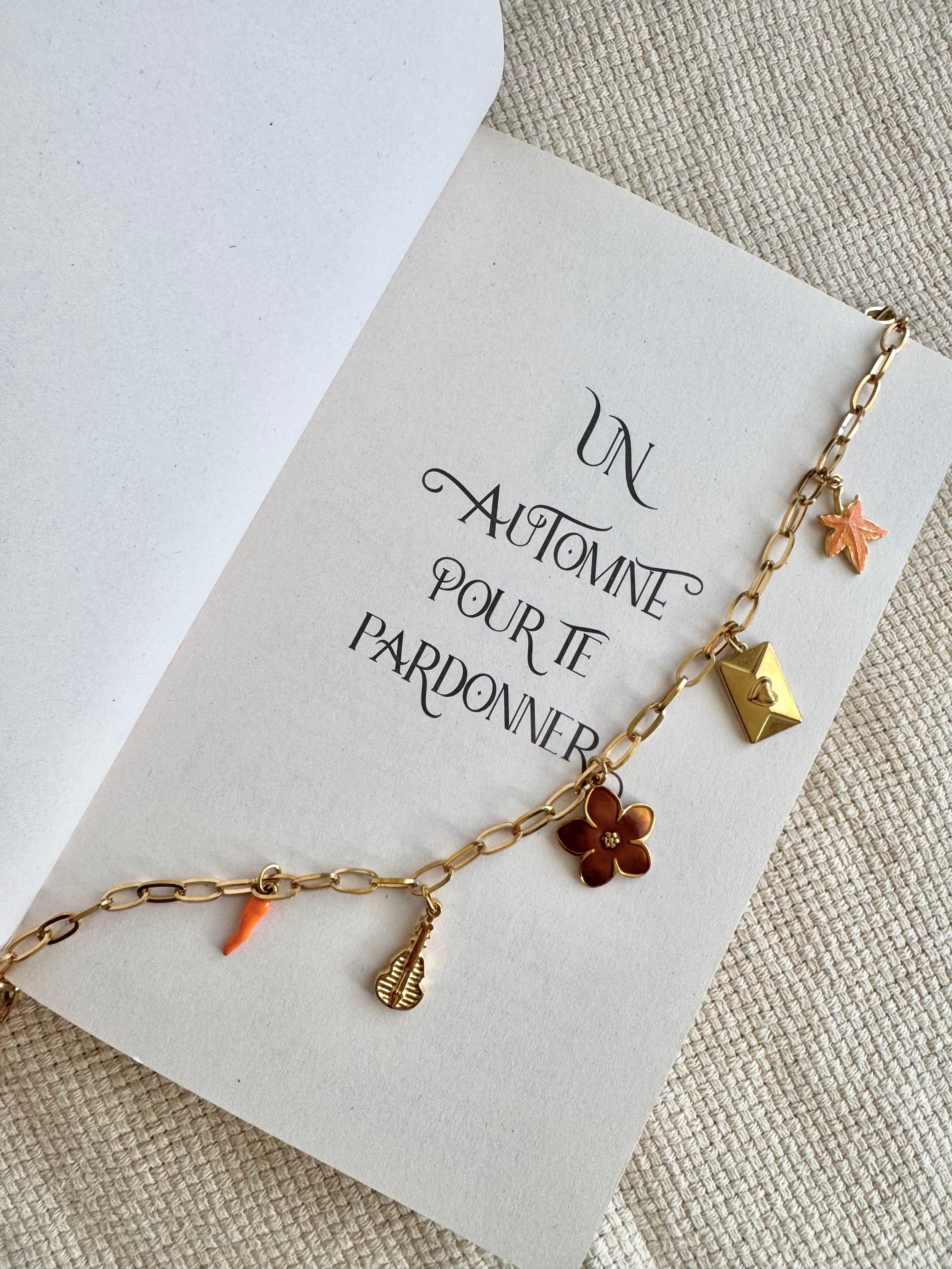 Collier Camélia